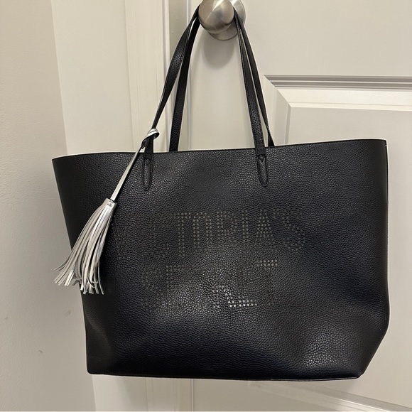 Like New! Victoria Secret Tote Bag authentic Laser Cut Logo/Tassel weekend bag - Picture 2 of 5